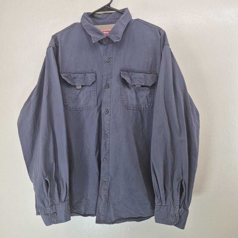 Wrangler Button Down Shirt Mens XL Navy Long Sleeve Cotton Workwear Pockets - Picture 2 of 5
